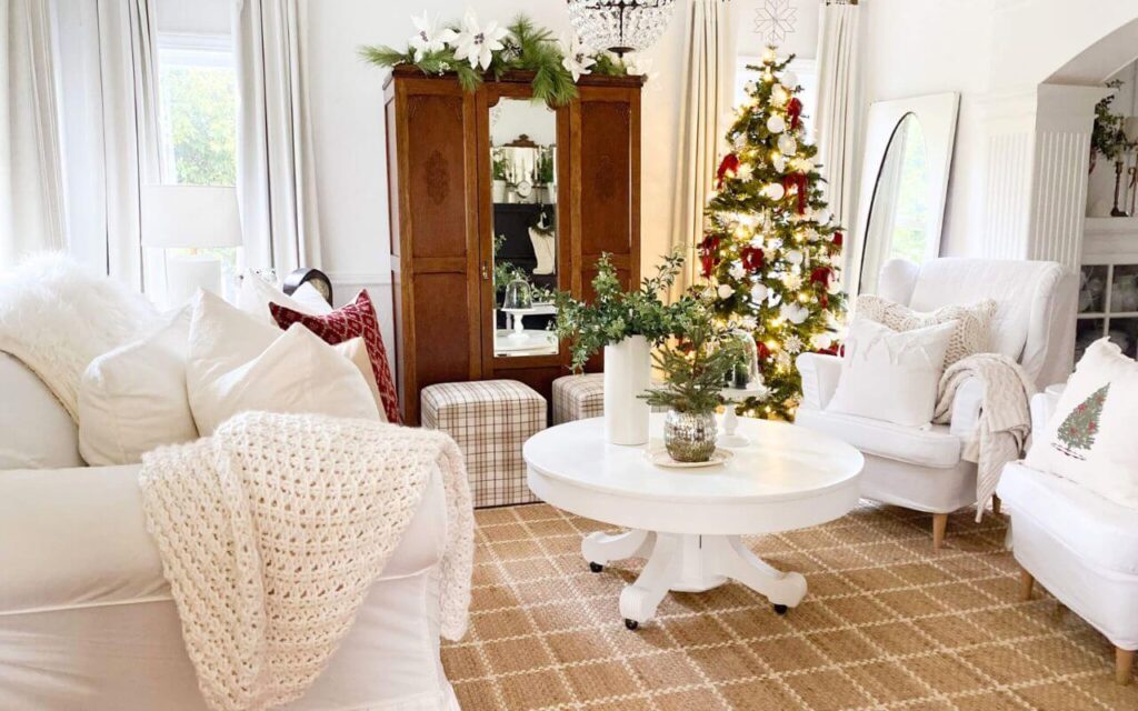 Cottage style jute rugs for any season.