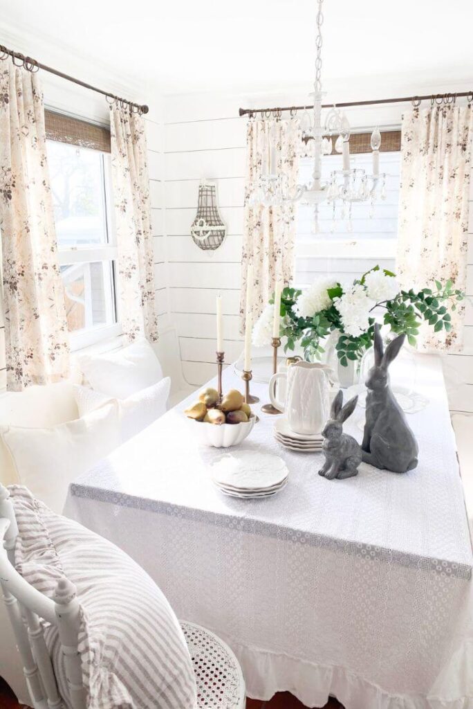 Cottage kitchen window treatment with clip ring curtain panels