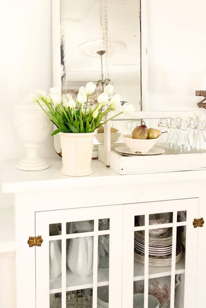 Where to buy faux flowers like tulips from Amazon for spring look.