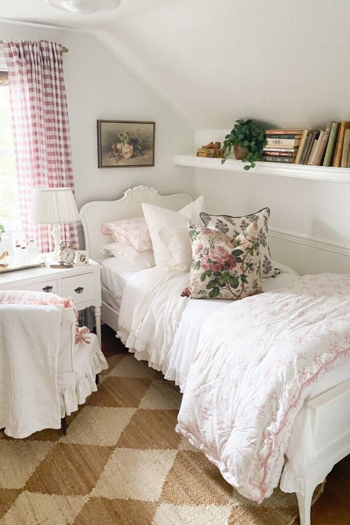 Pink toile bedding for a guest bedroom refresh